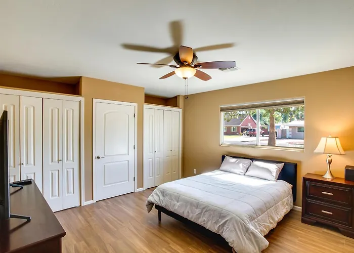 Retreat: Pool, Hot Tub & Yard Near Downtown
